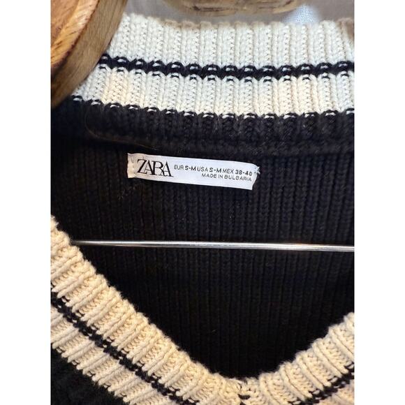 Zara Sweater Vest Mens Knit Black White V Neck Trim Preppy Cotton Medium - Picture 3 of 5